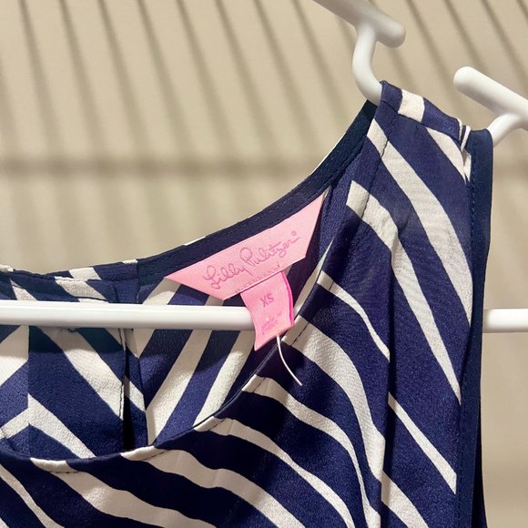 Lily Pulitzer Navy Silk Striped Iona Shell Top - NWOT - Size XS - Picture 3 of 3